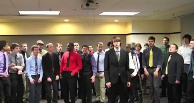 A Capella Group Covers Blink-182 To Britney Spears