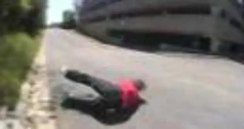 Best Reaction To A Skateboarding Wipe Out