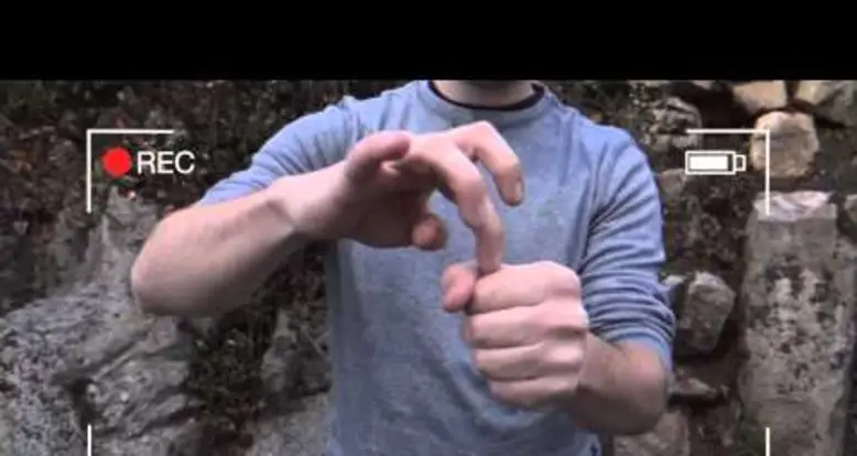 How An Illusionist Proposes To His Girlfriend