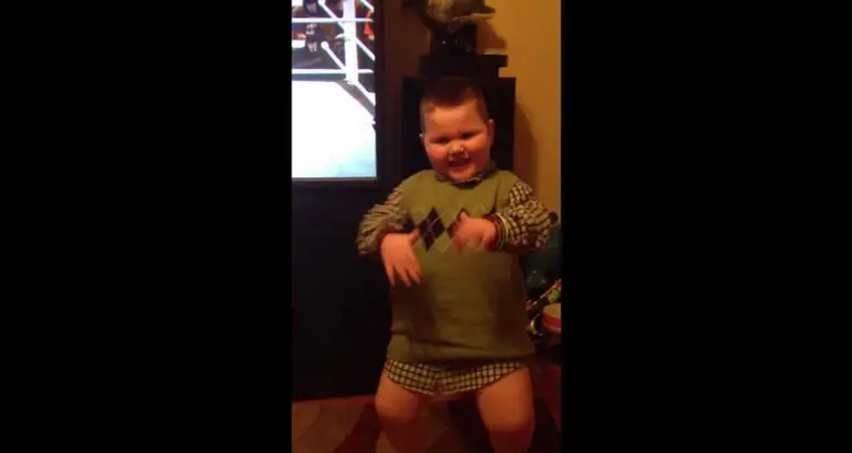 5 Year Old Does The Wobble