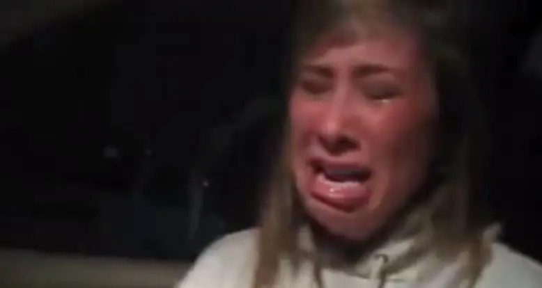 36 GIFs That Prove Drunk Girls Are The Worst