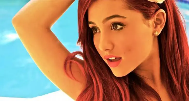 The 35 Hottest Ariana Grande GIFs You’ll Ever See