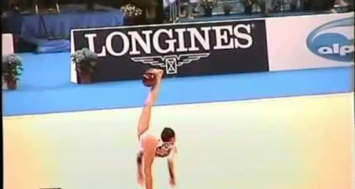 Absolutely Mindblowing Gymnastics Routine