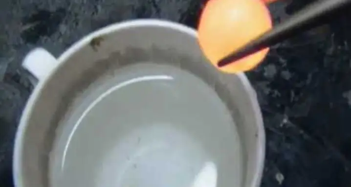 Putting Red Hot Nickel Into Water