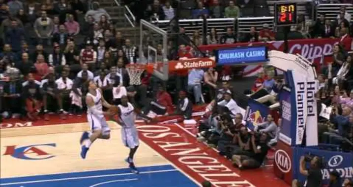 An Epic Blake Griffin Alley-Oop