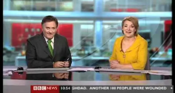 BBC Weatherman Gives The Finger On Live Television