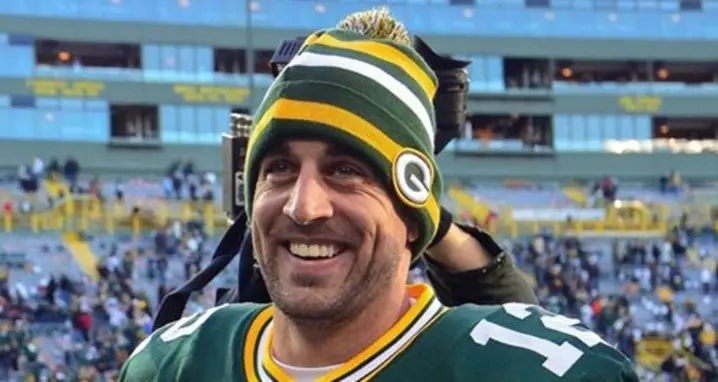 Aaron Rodgers, Say Hello To Your Long Lost Twin Tom Wrigglesworth