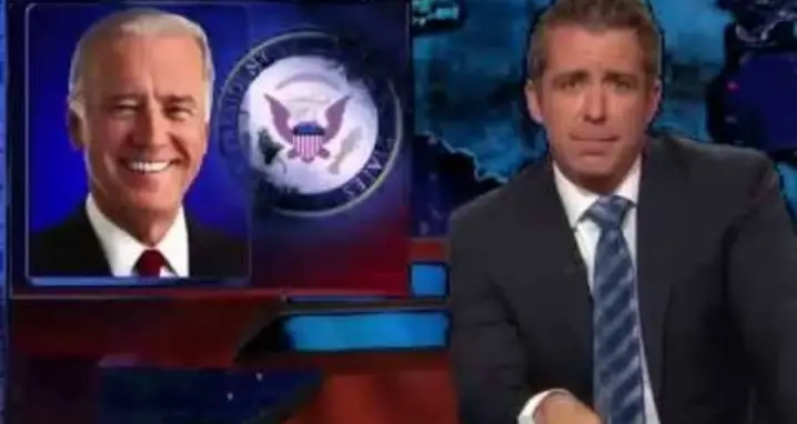 Jason Jones Shines While Filling In for Jon Stewart On The Daily Show