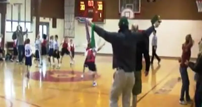 Incredible End To Third Grade Basketball Game