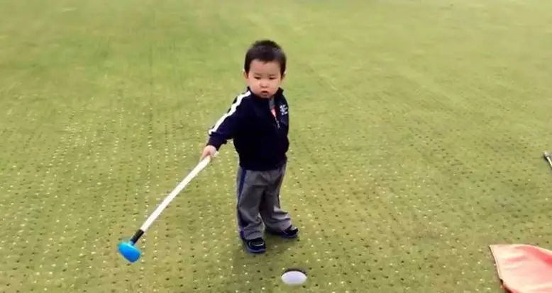 Watch This Little Kid Have A Meltdown After Missing Putt