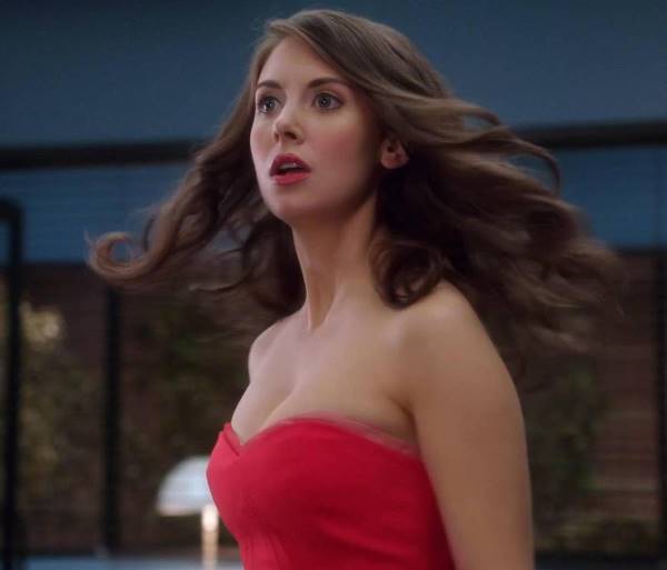 Hot Alison Brie Pictures Hair