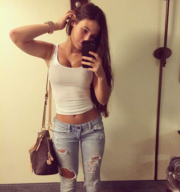 Angie Varona