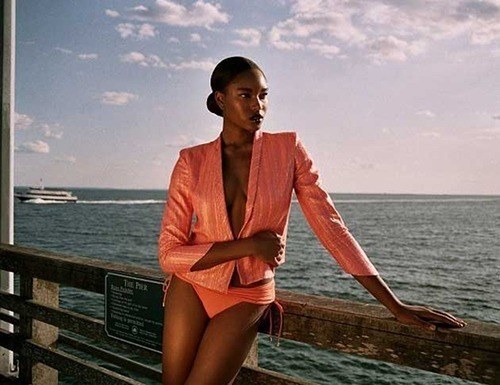 Damaris Lewis Elitemodel