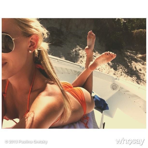 Paulina Gretzky Belfie